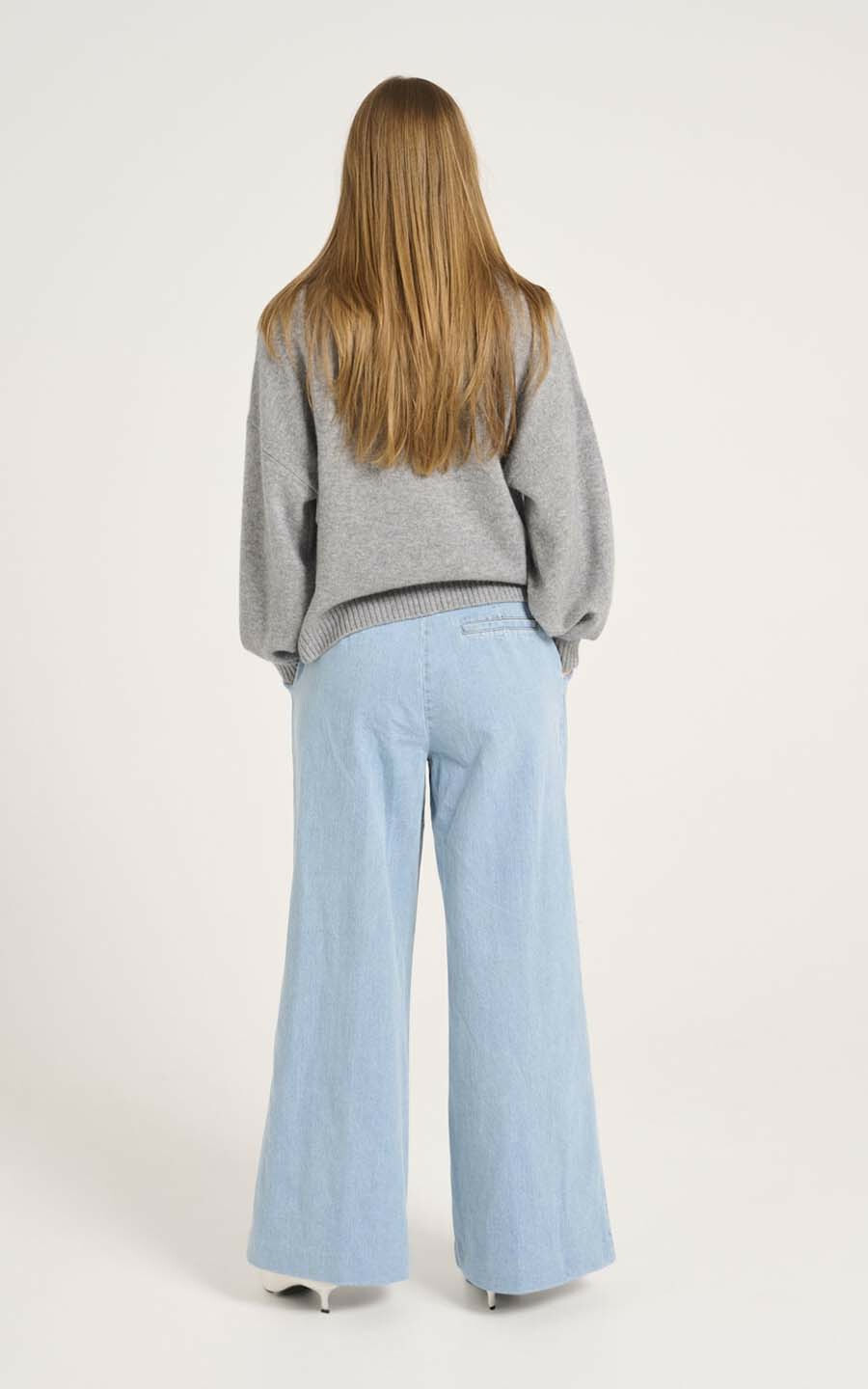 zoom in on Jeans Broek image Jeans Broek image