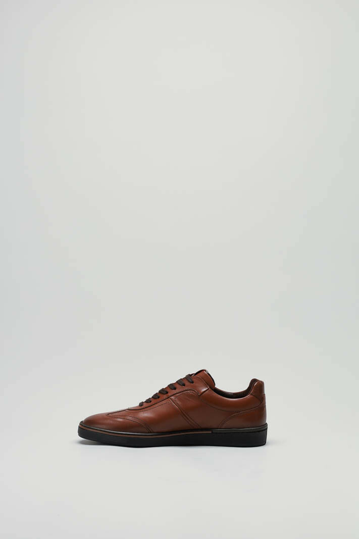 zoom in on Cognac Sneaker image Cognac Sneaker image