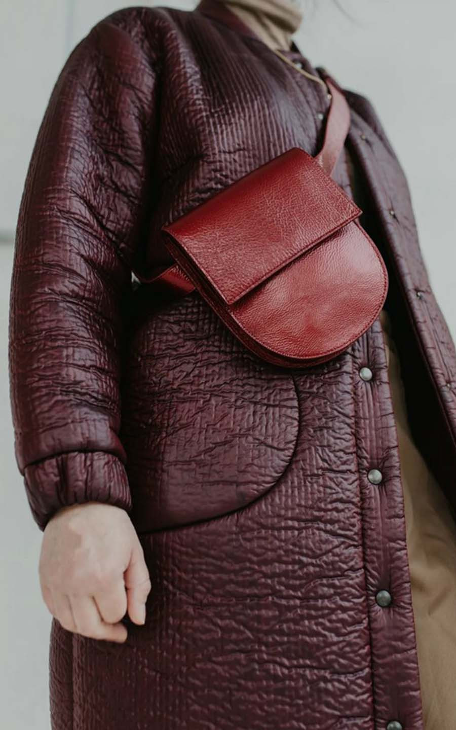 zoom in on Bordeaux Cross body image Bordeaux Cross body image