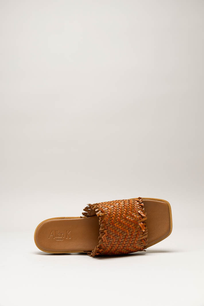 Oranje Slipper image