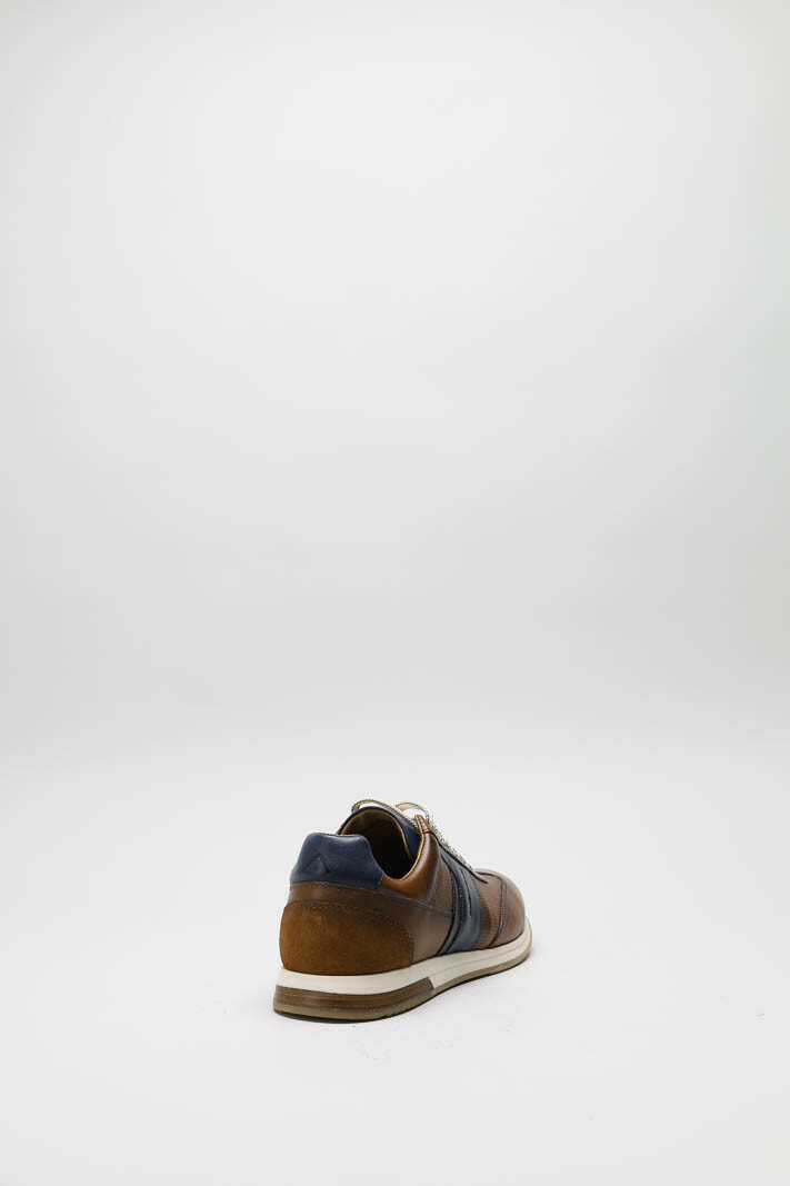 zoom in on Cognac Sneaker image Cognac Sneaker image