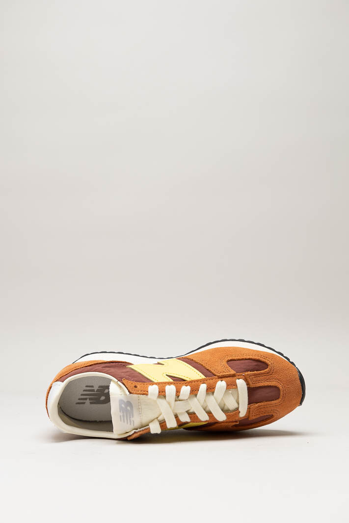 Oranje Sneaker image