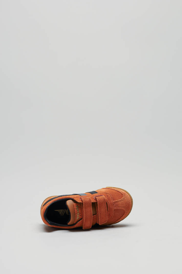 zoom in on Oranje Velcro schoen image Oranje Velcro schoen image