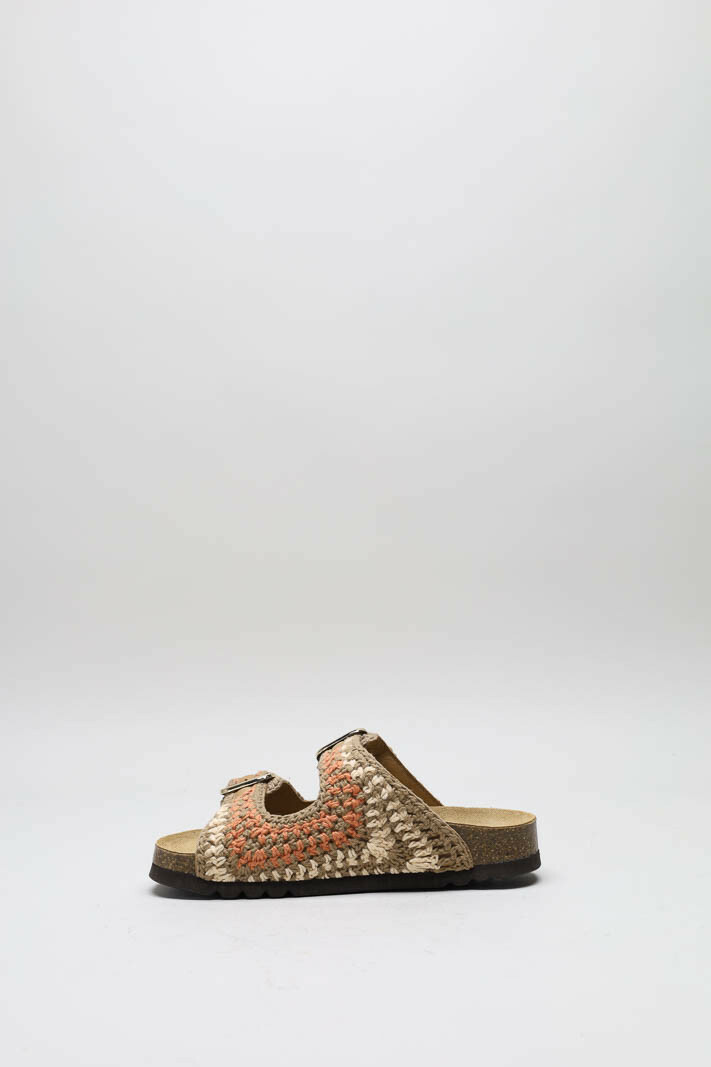 zoom in on Multi Slipper image Multi Slipper image