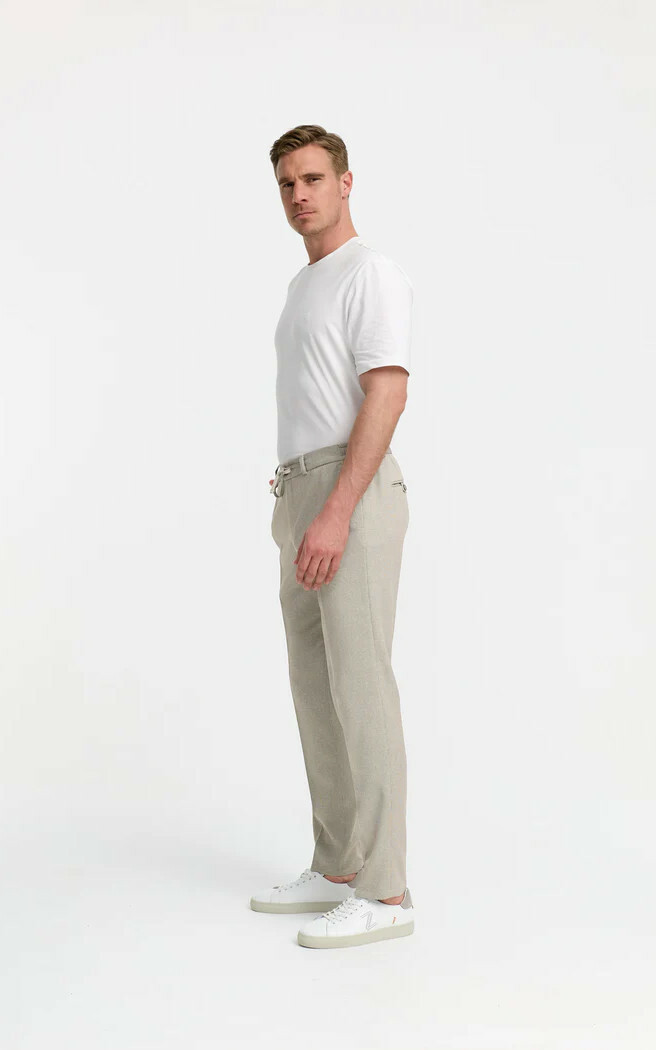 zoom in on Beige Broek image Beige Broek image
