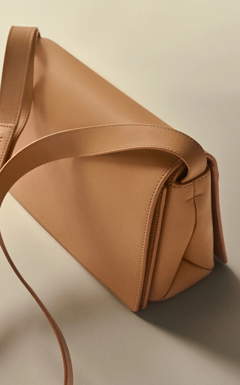 Camel Cross body image
