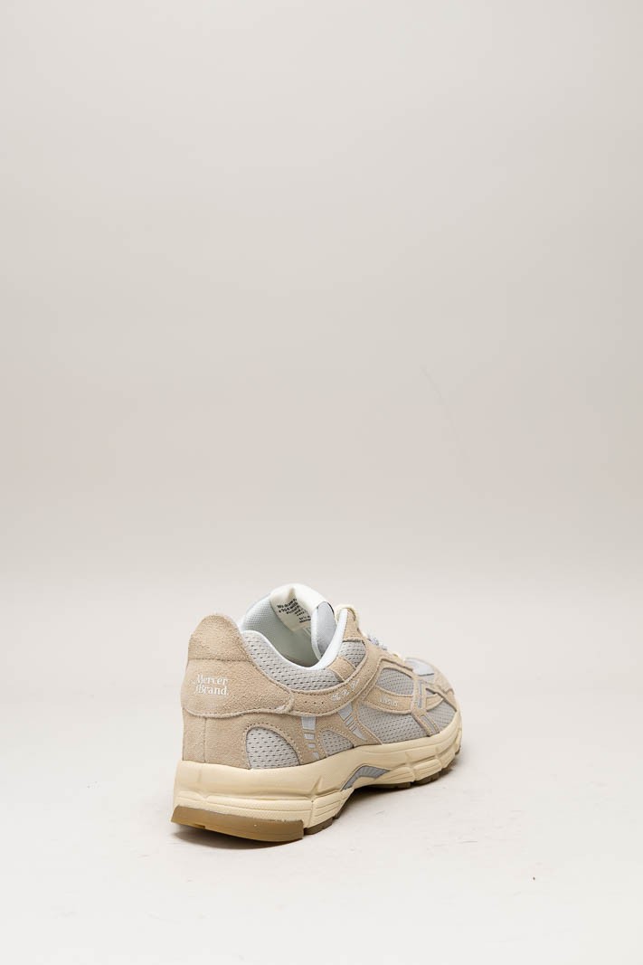 Donkerbeige Sneaker image