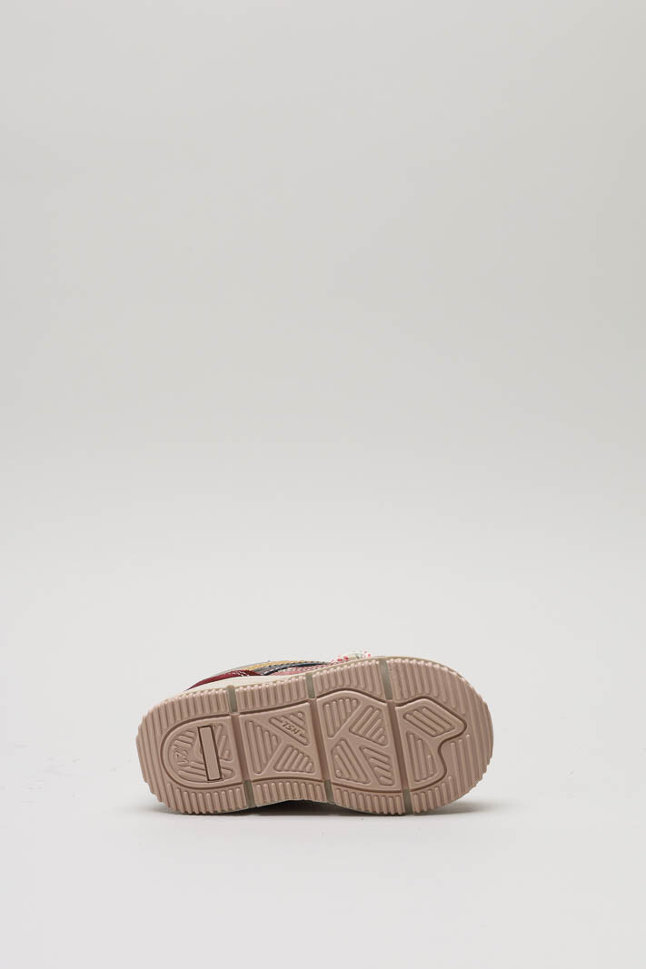zoom in on Roze Sneaker image Roze Sneaker image