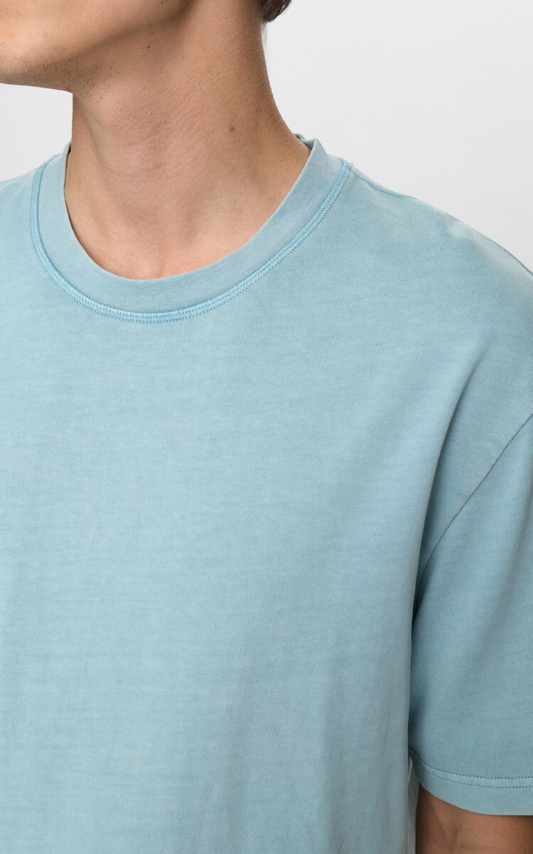 Lichtblauw T-shirt image