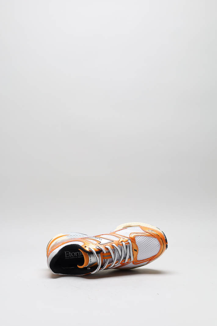zoom in on Oranje Sneaker image Oranje Sneaker image
