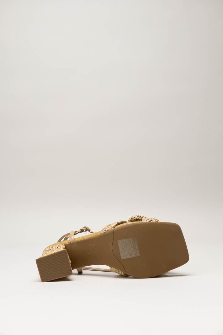 Donkerbeige Sandaal hak image