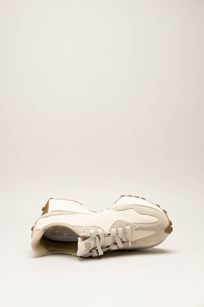 Beige Sneaker image
