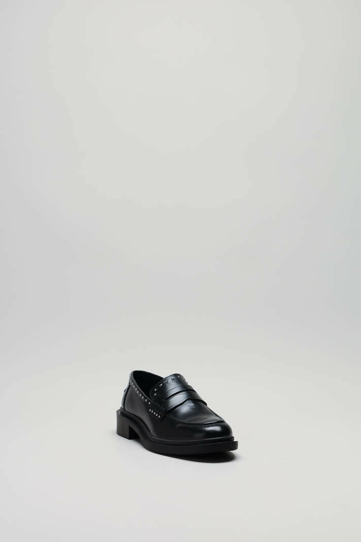 zoom in on Zwart Mocassin image Zwart Mocassin image