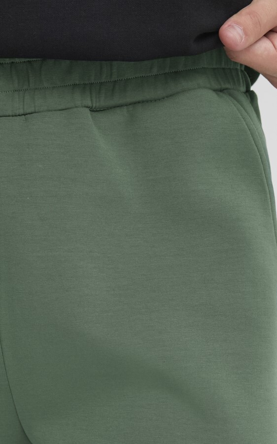 Groen Short/bermuda image