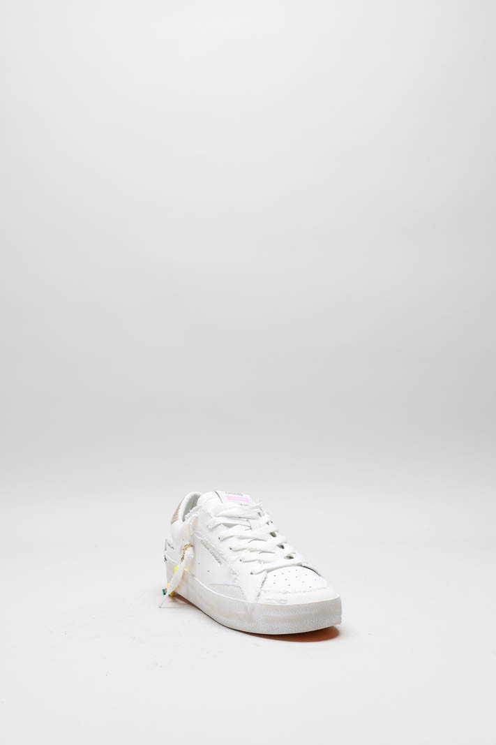 zoom in on Wit Sneaker image Wit Sneaker image