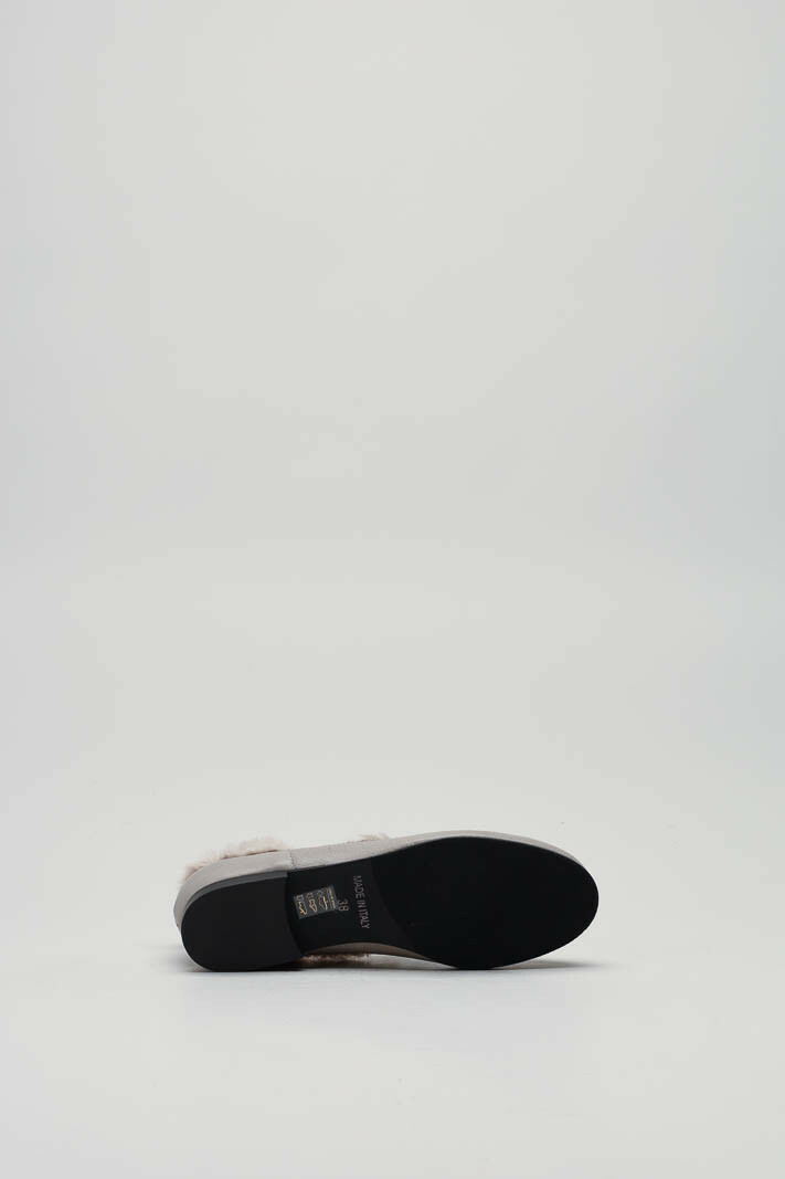 zoom in on Taupe Instapper image Taupe Instapper image