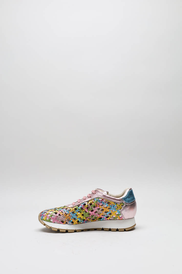 zoom in on Roze Sneaker image Roze Sneaker image