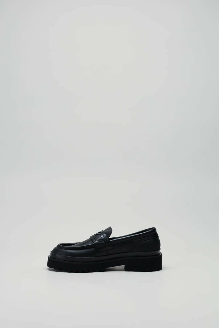 zoom in on Zwart Mocassin image Zwart Mocassin image