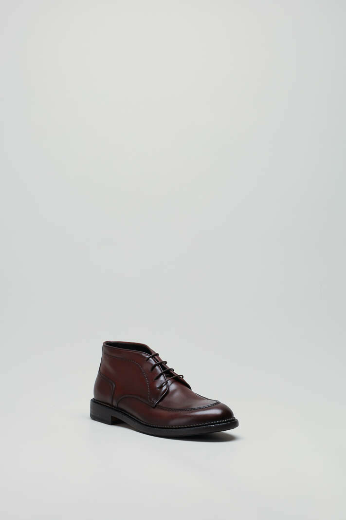 zoom in on Roodbruin Veterschoen hoog image Roodbruin Veterschoen hoog image