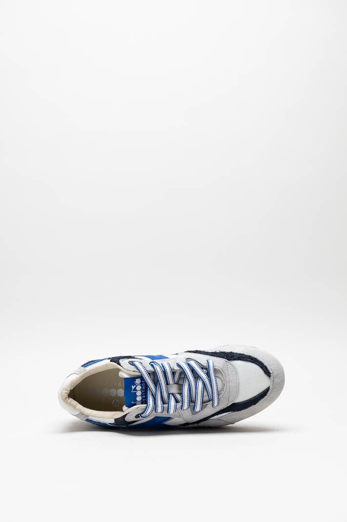zoom in on Grijs Sneaker image Grijs Sneaker image