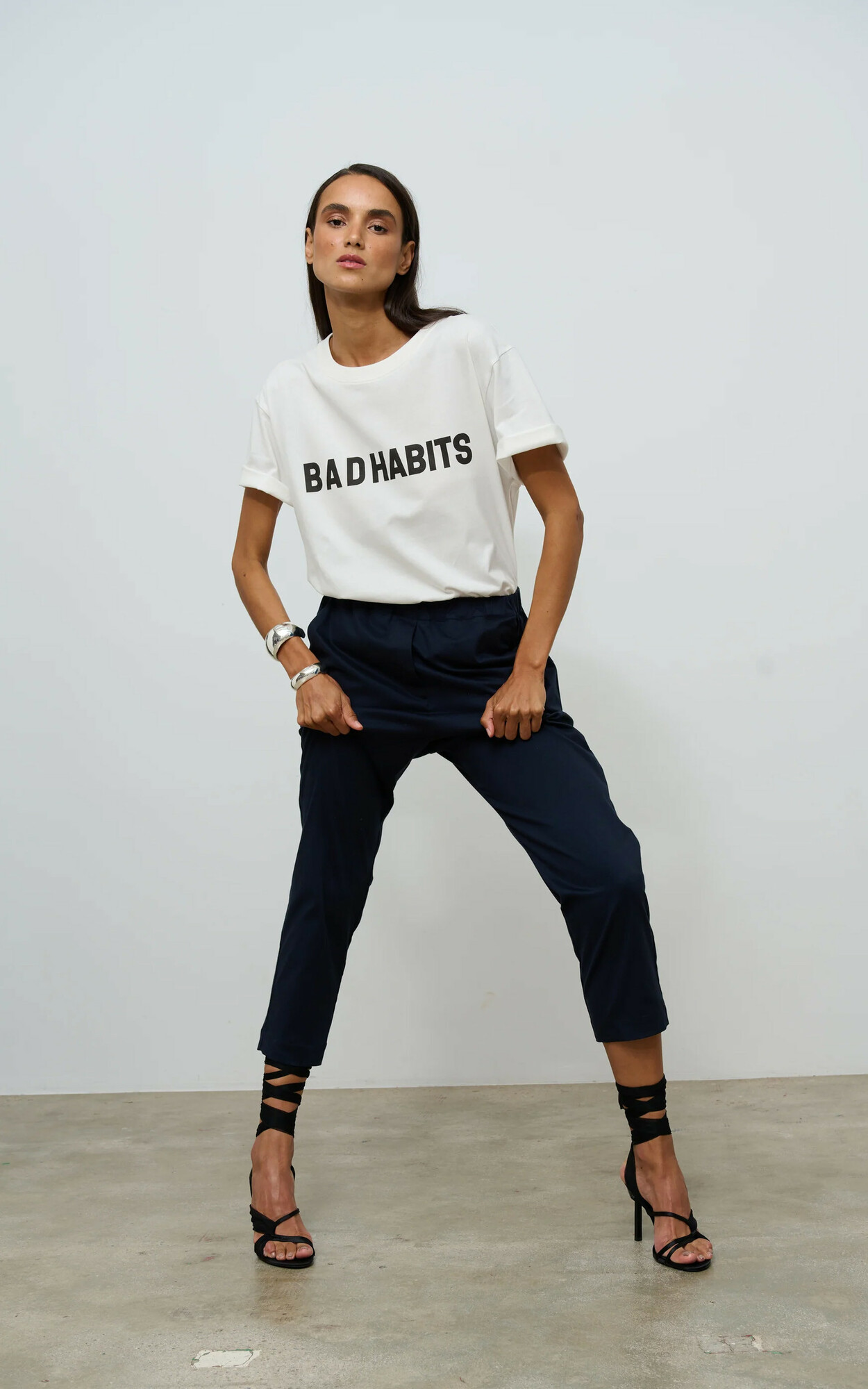 zoom in on Wit T-shirt/top image Wit T-shirt/top image