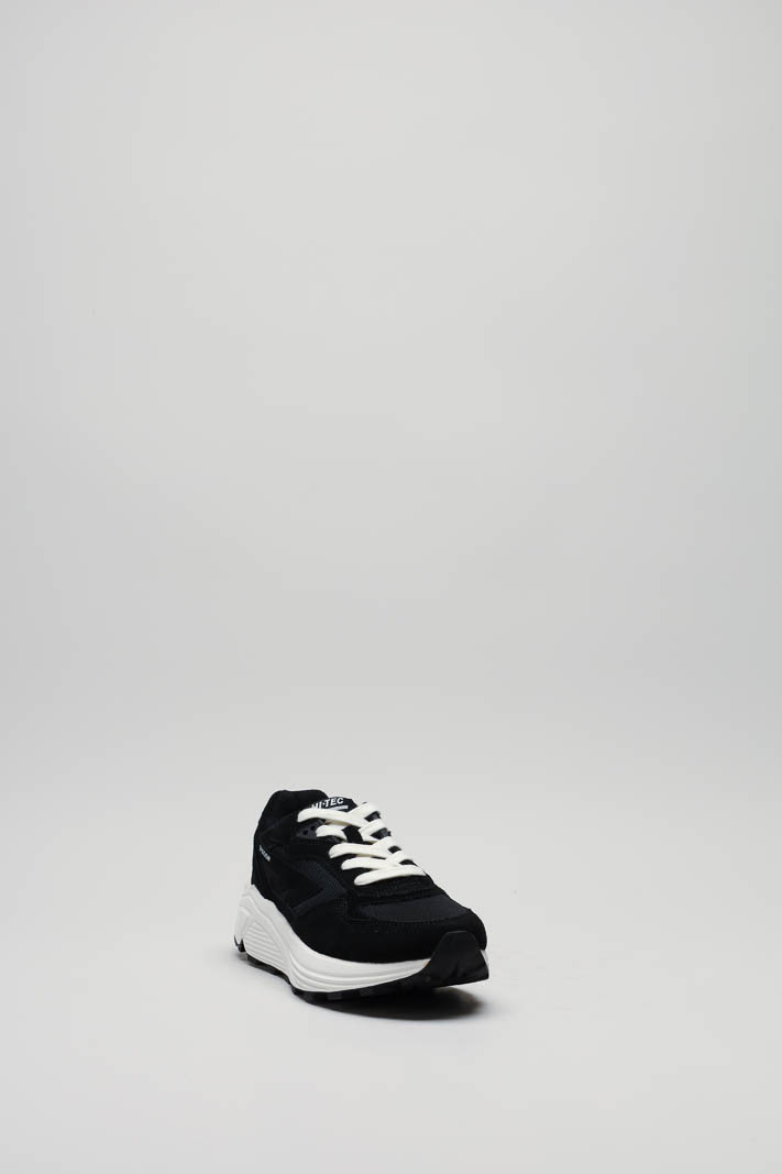 zoom in on Zwart Sneaker image Zwart Sneaker image