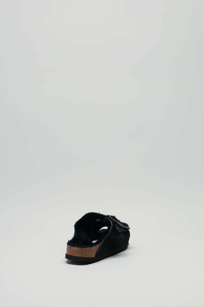 zoom in on Zwart Slipper image Zwart Slipper image