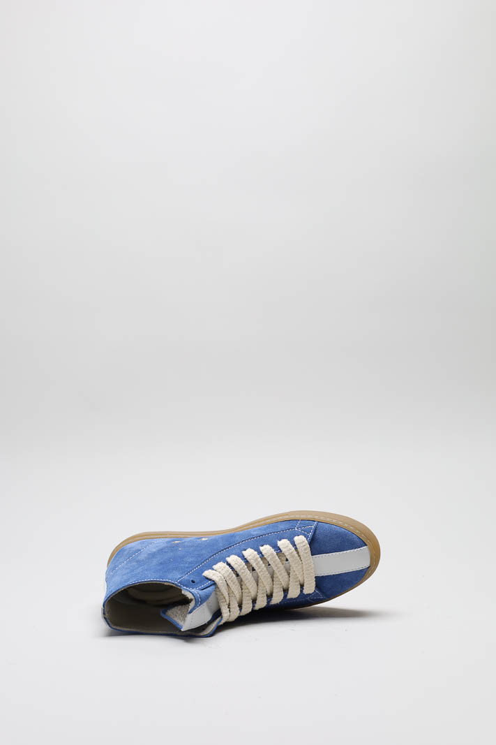 zoom in on Blauw Sneaker image Blauw Sneaker image