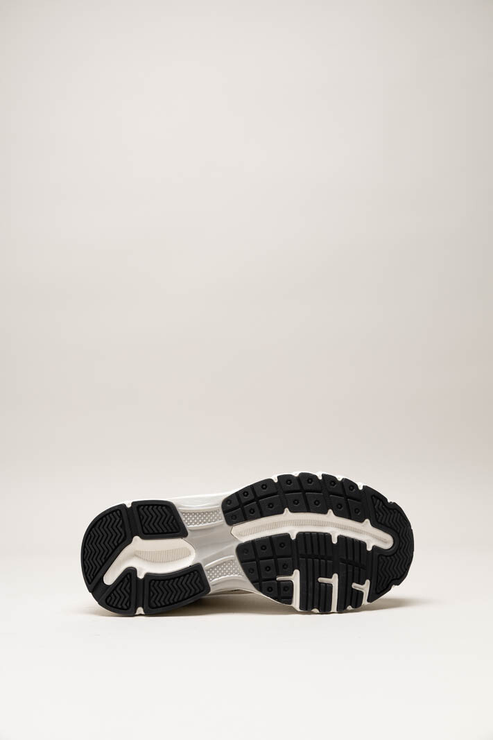 Lichtbeige Sneaker image