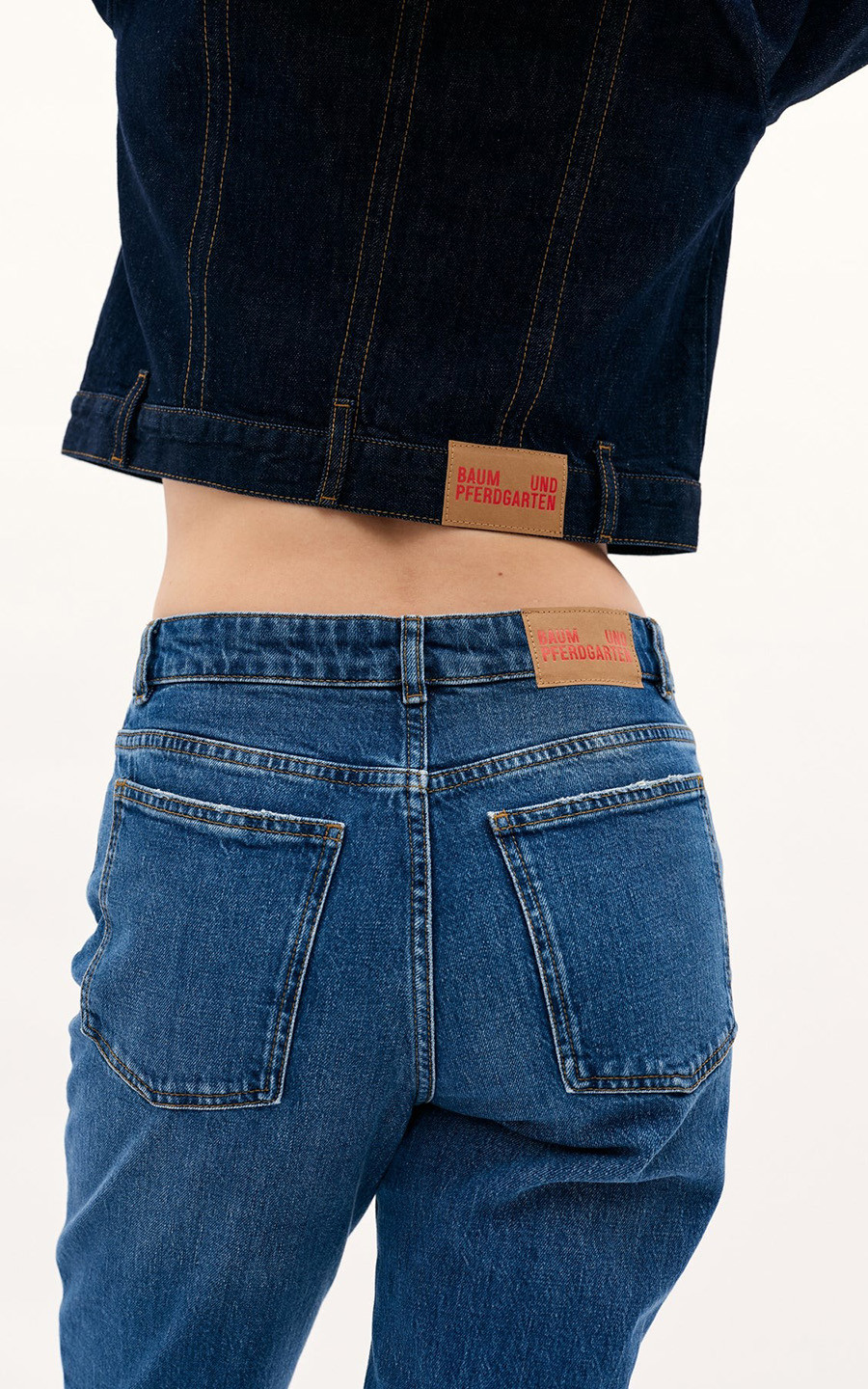 zoom in on Jeans Jas image Jeans Jas image