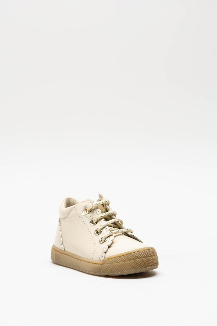 Ecru Sneaker