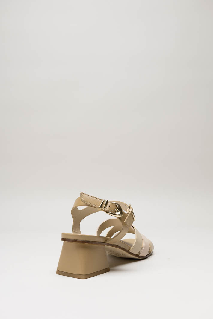 Beige Sandaal hak image