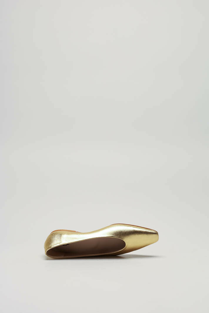 zoom in on Goud Ballerina image Goud Ballerina image