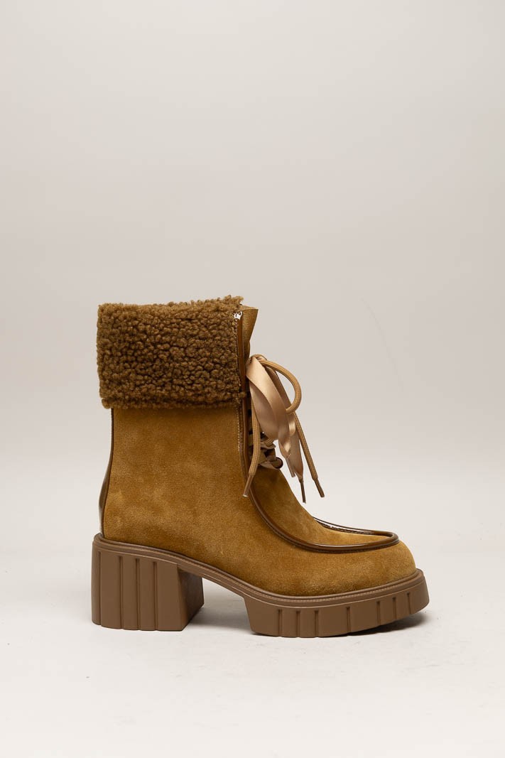 Camel Enkellaars hak