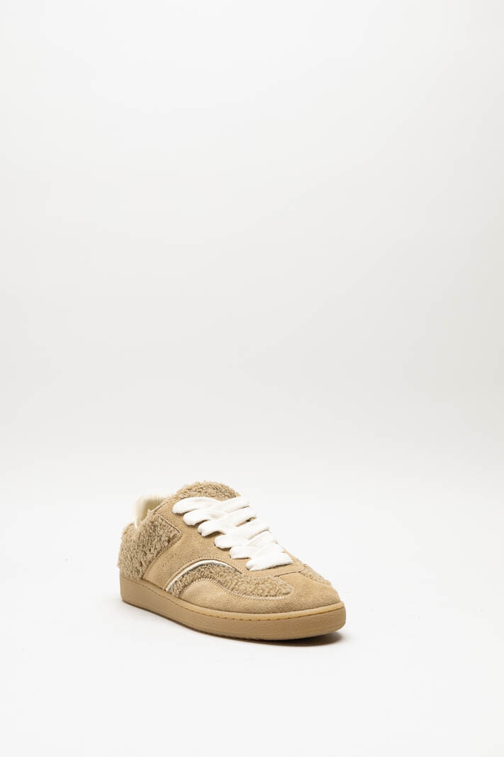 Beige Sneaker