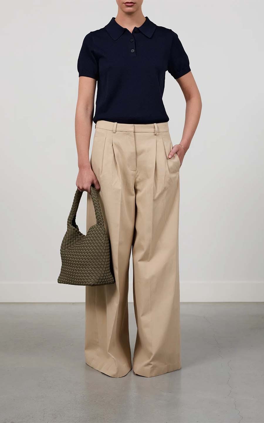Kaki Clutch image