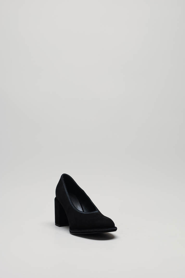 zoom in on Zwart Pump image Zwart Pump image