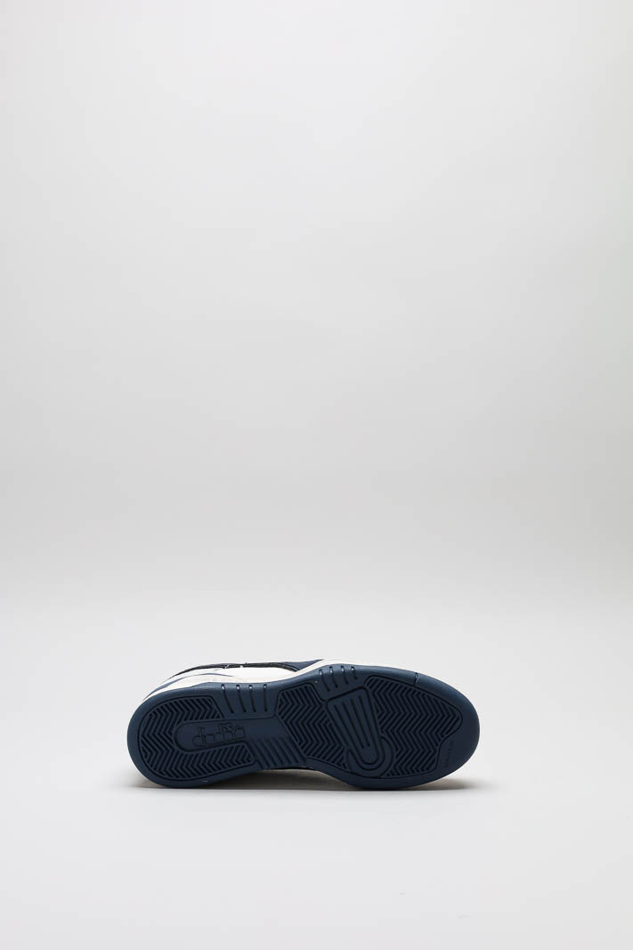 zoom in on Wit Sneaker image Wit Sneaker image