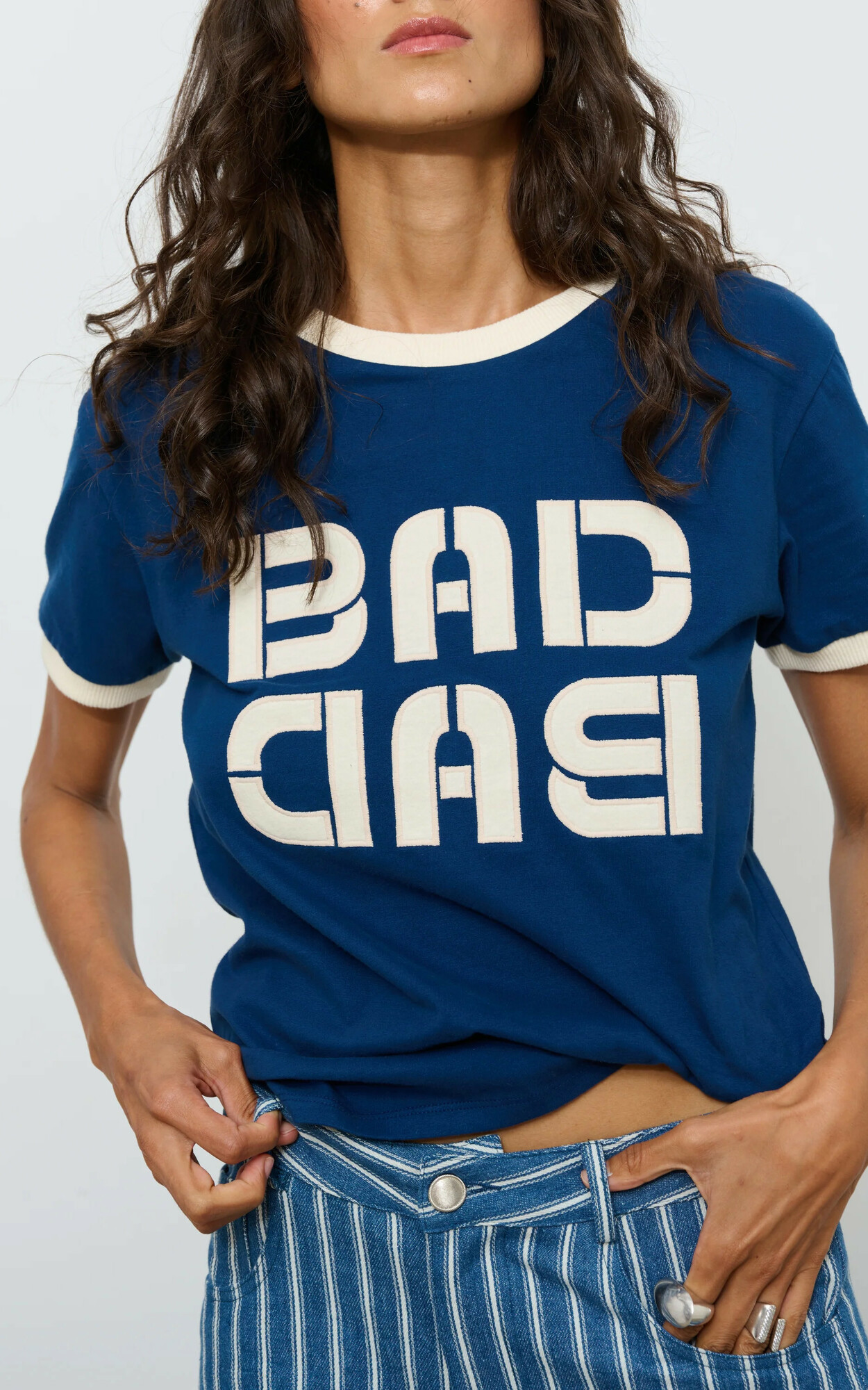 zoom in on Blauw T-shirt/top image Blauw T-shirt/top image