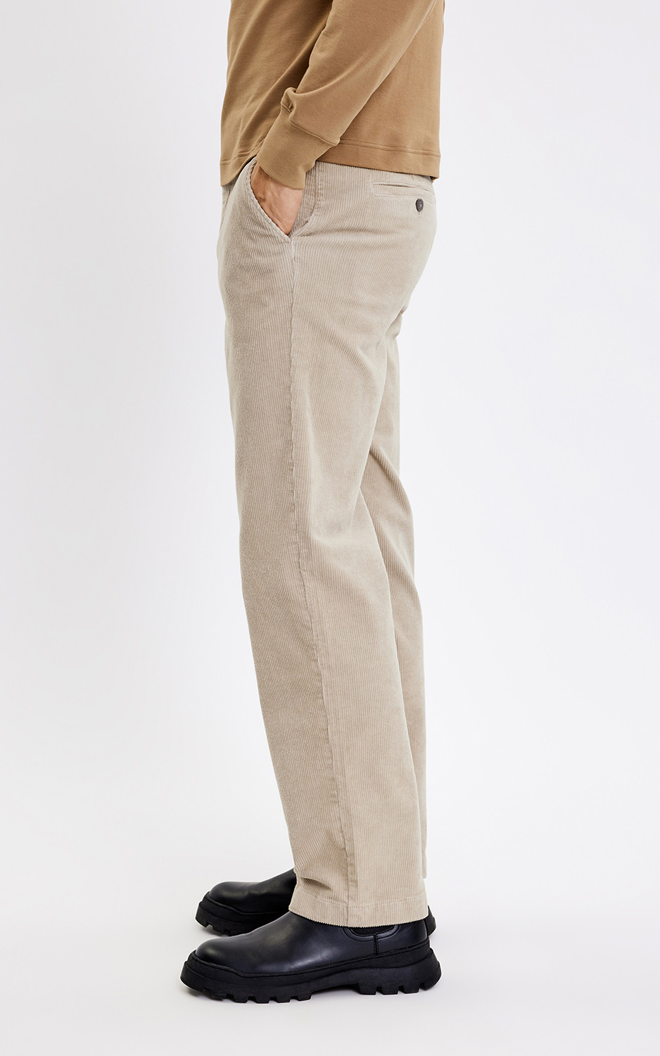 zoom in on Beige Broek image Beige Broek image