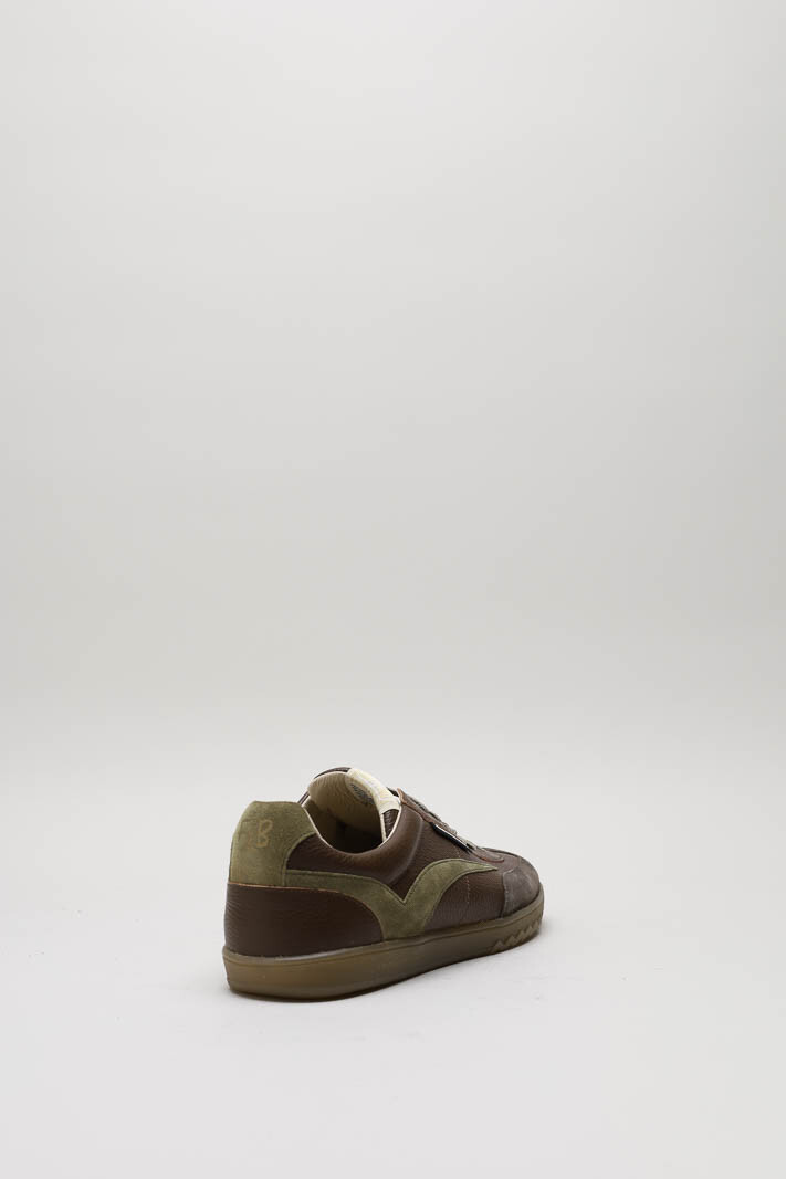 zoom in on Bruin Sneaker image Bruin Sneaker image