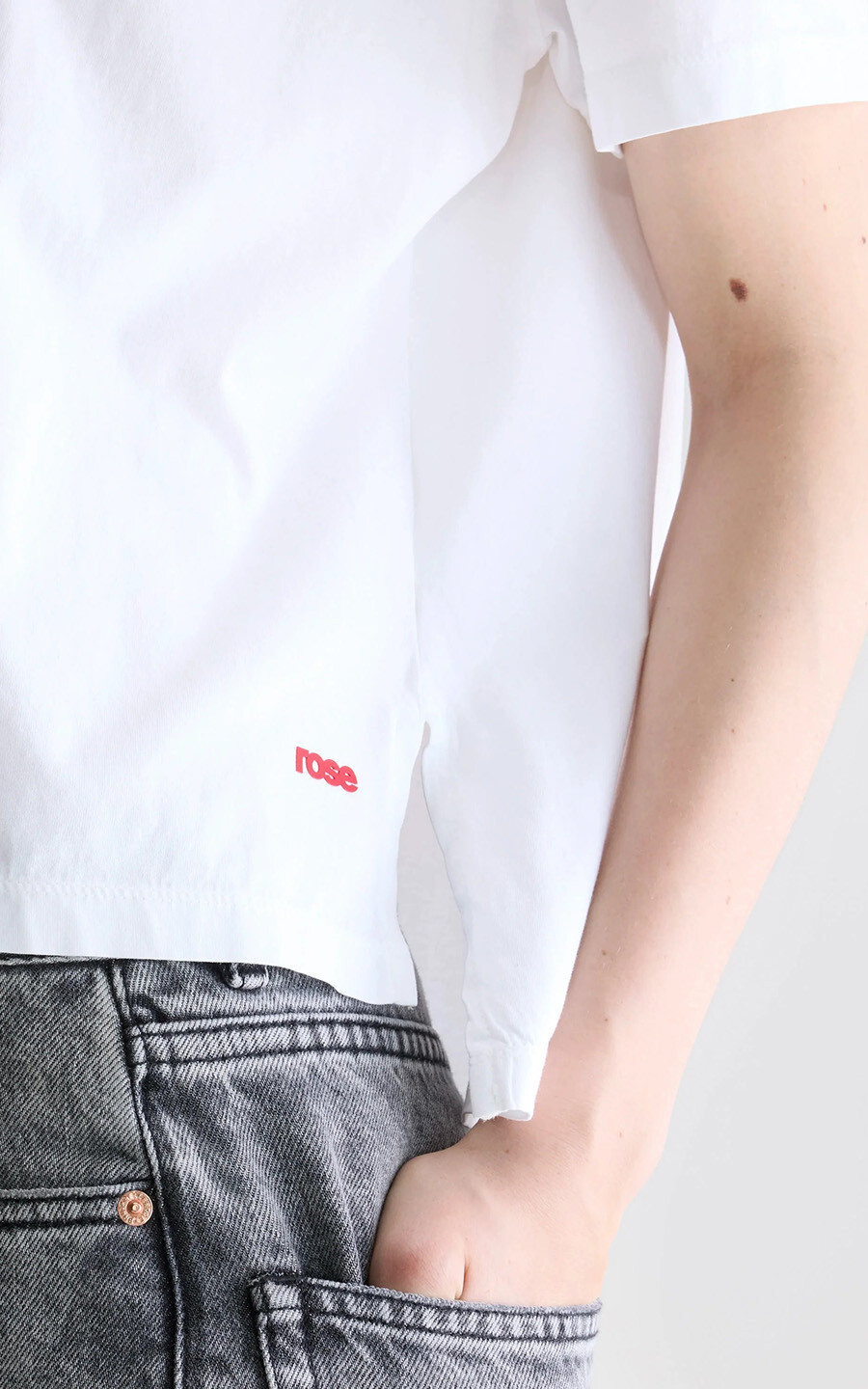zoom in on Wit T-shirt/top image Wit T-shirt/top image
