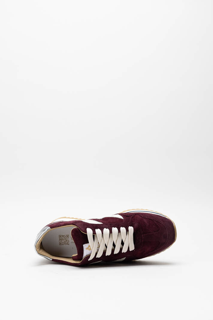 zoom in on Bordeaux Sneaker image Bordeaux Sneaker image