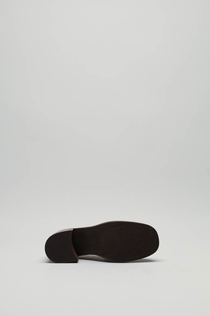 zoom in on Bruin Mocassin hak image Bruin Mocassin hak image