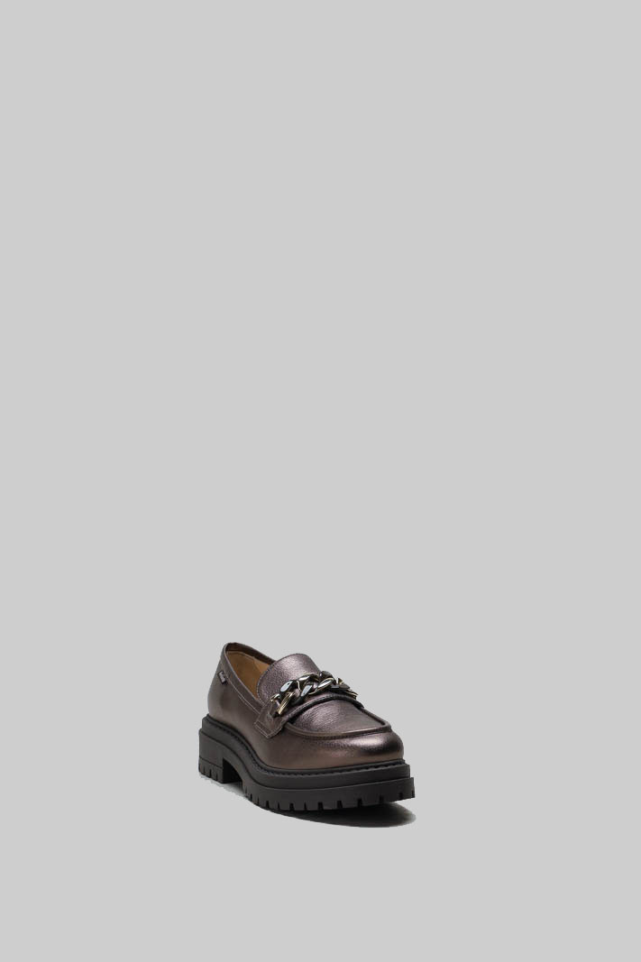 zoom in on Brons Mocassin image Brons Mocassin image