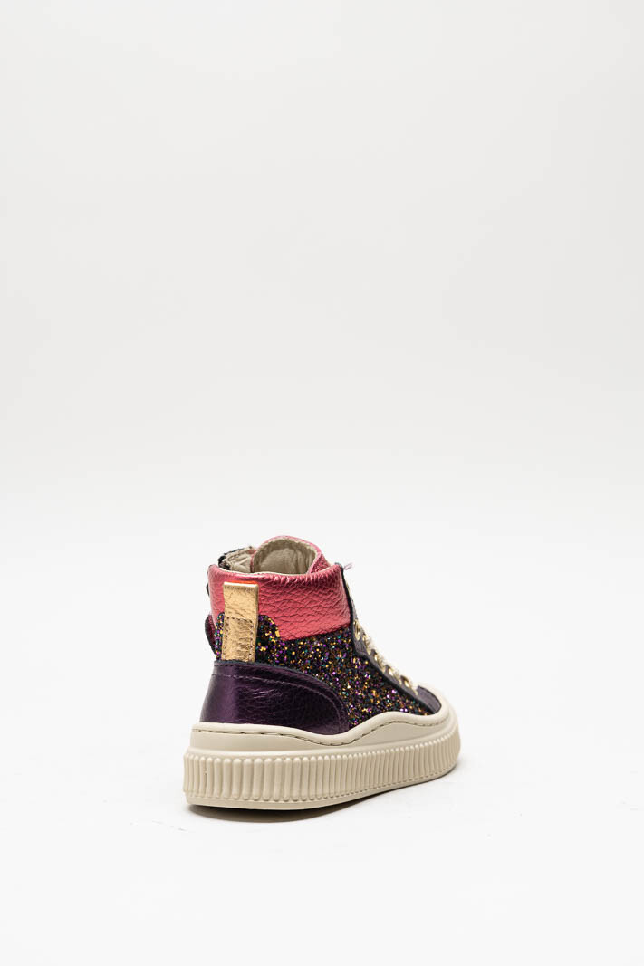 zoom in on Paars Sneaker image Paars Sneaker image