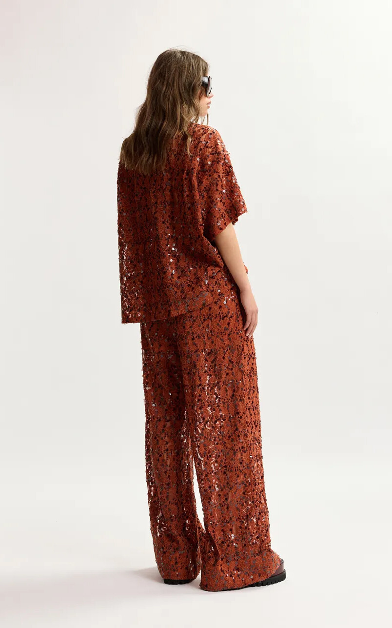 Bruin Blouse