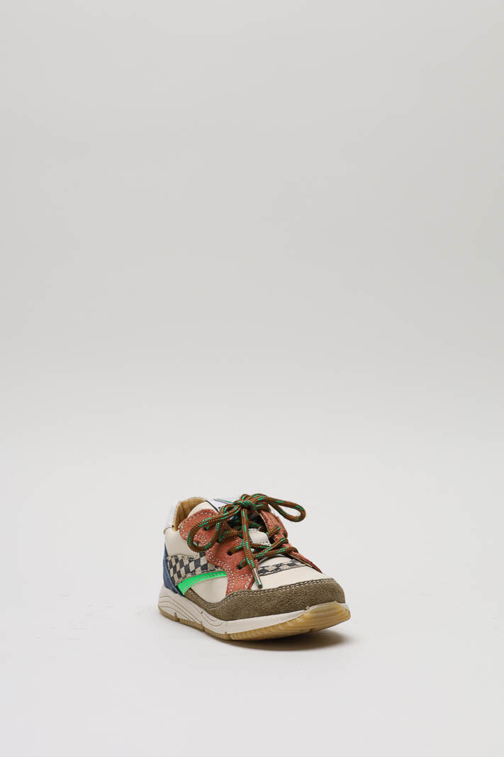 Ecru Sneaker