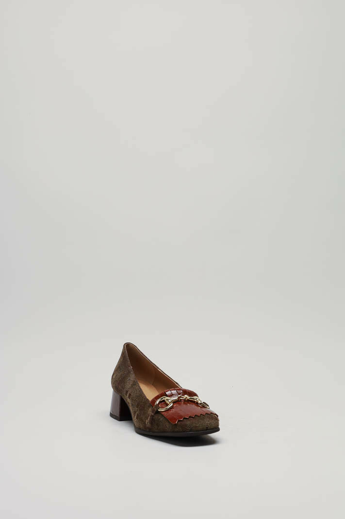 zoom in on Bruin Mocassin hak image Bruin Mocassin hak image
