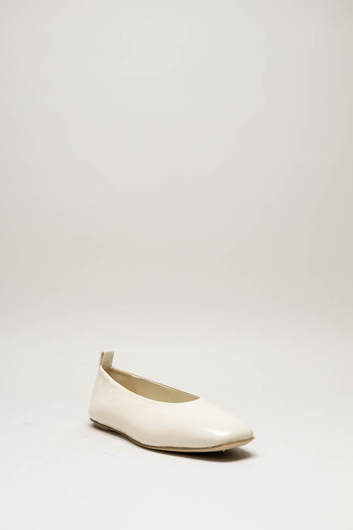 Ecru Ballerina